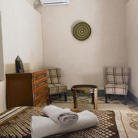 Medina Oasis Hostel มาร์ราเกช ภายนอก รูปภาพ