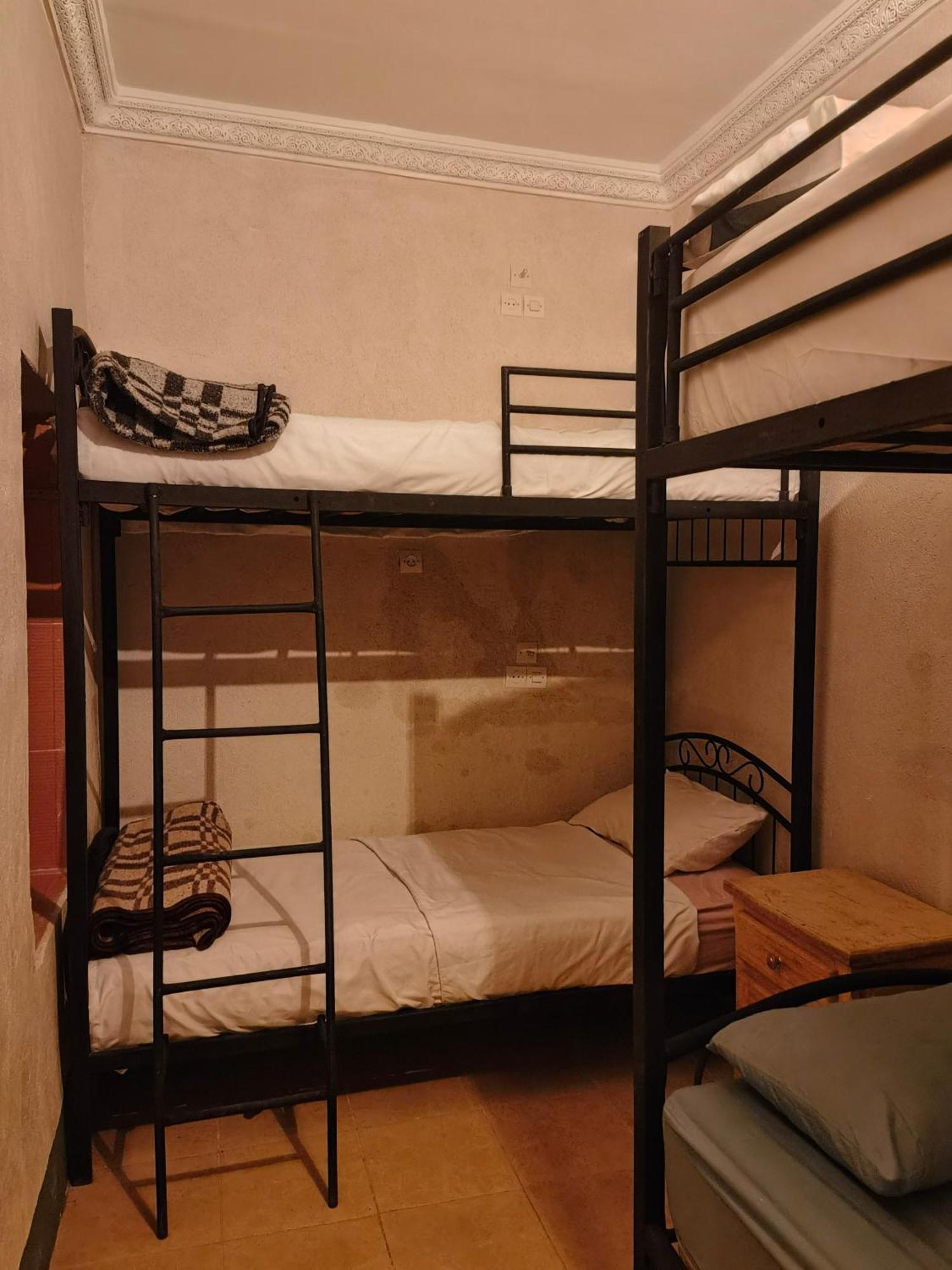 Medina Oasis Hostel มาร์ราเกช ภายนอก รูปภาพ